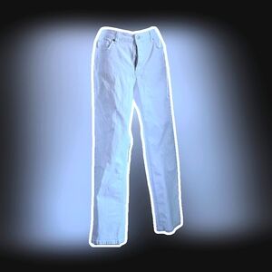 Sz 10 white Jones of New York jeans